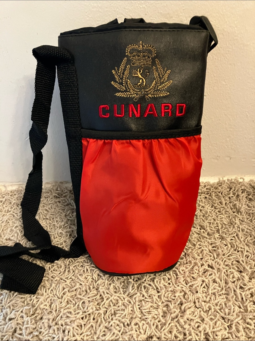Black and Red insulated Bottle Bag
